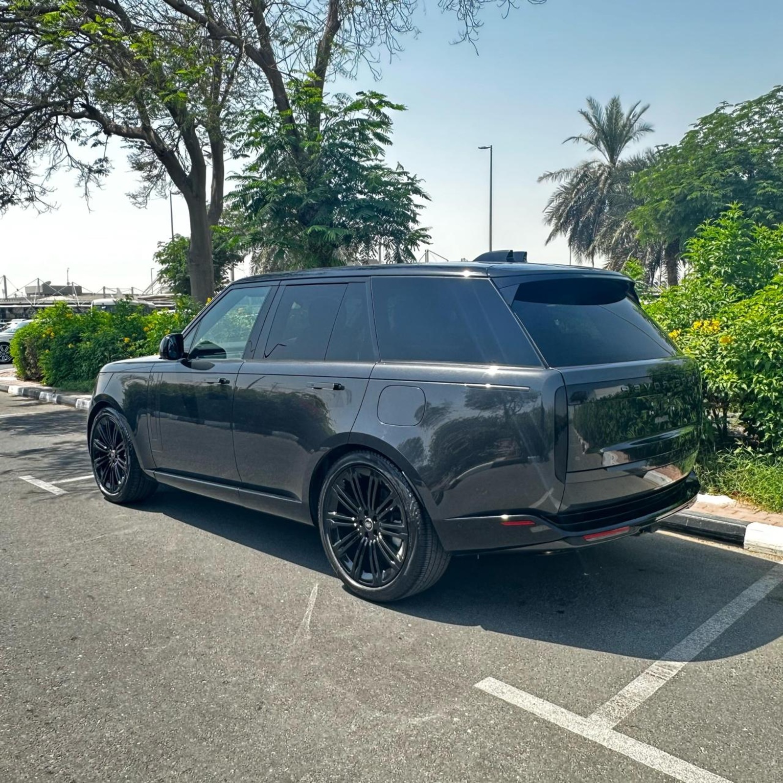 2024 Range Rover Canadian - iCarsU.com