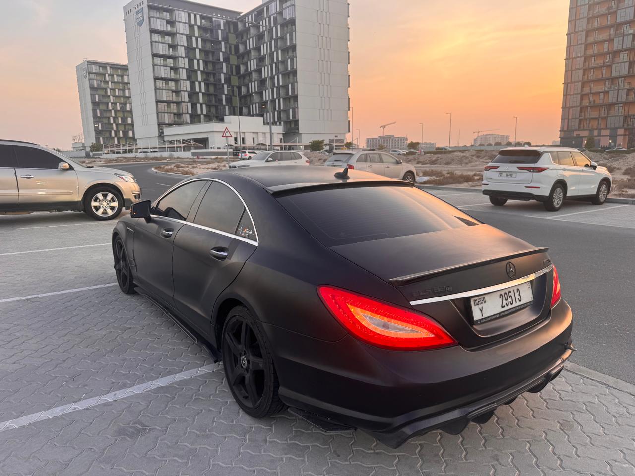 Best Used Car Dealer in Al Khalidiya: Find Reliable Dealers Near You