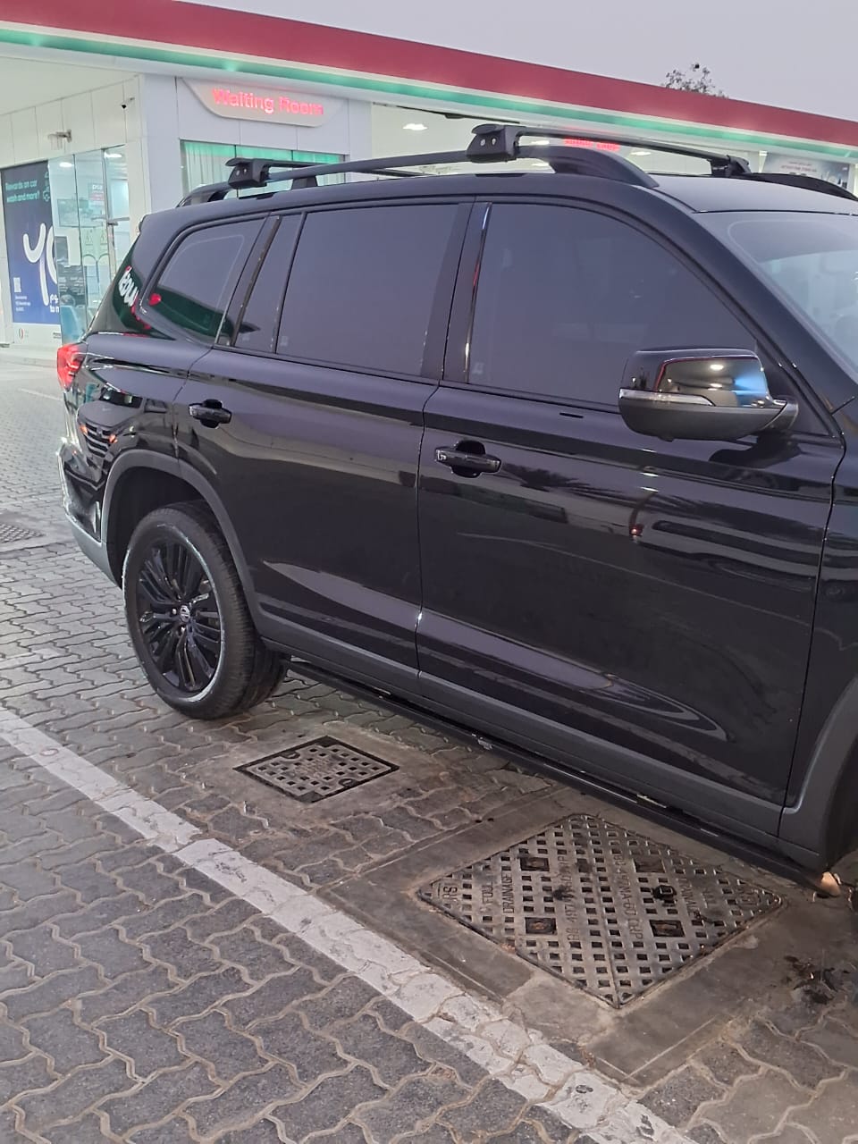 MG RX8 2024 Black Edition for Sale