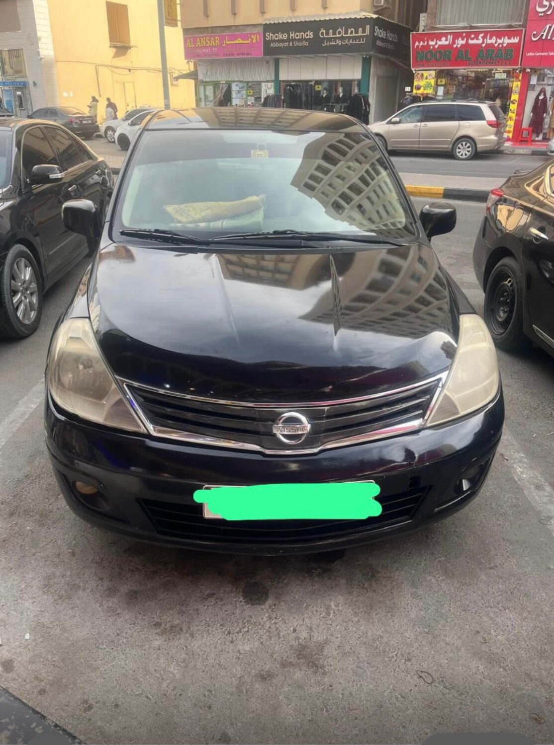 Nissan Tiida 2011 Sedan 1.8 Full option