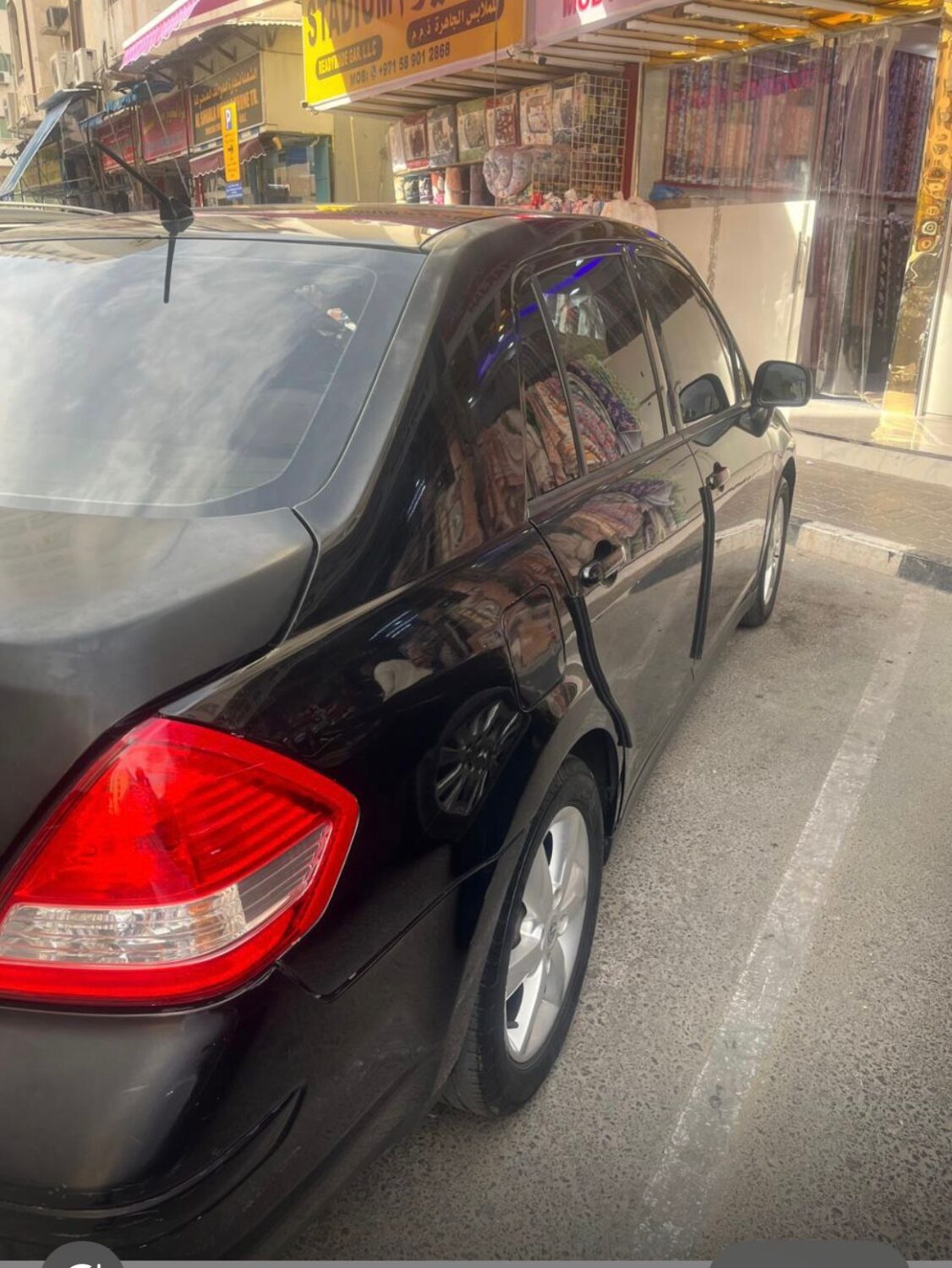 Nissan Tiida 2011 Sedan 1.8 Full option