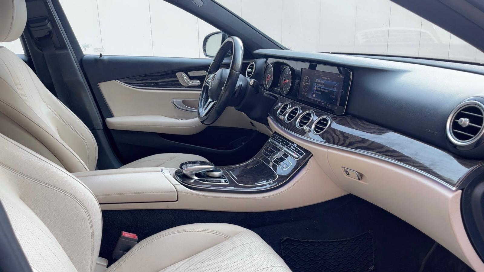 Mercedes E300 2019