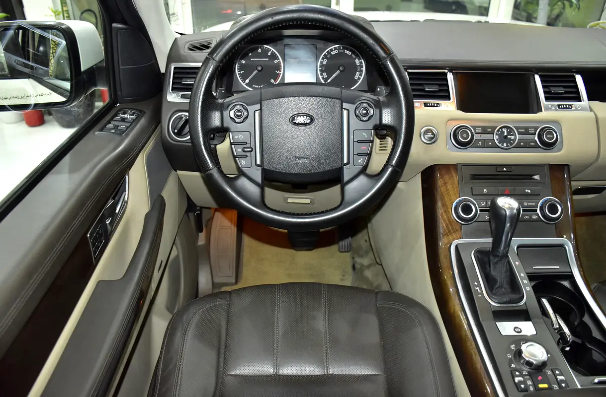 157000 2010 Range Rover Sport