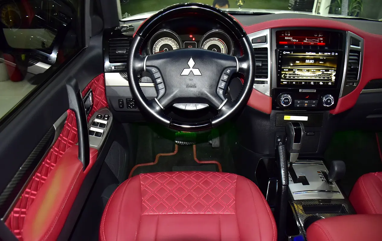 For sale in Al Qusais 1, Al Qusais Residential Area, Al Qusais, Dubai 2020 Pajero Sport