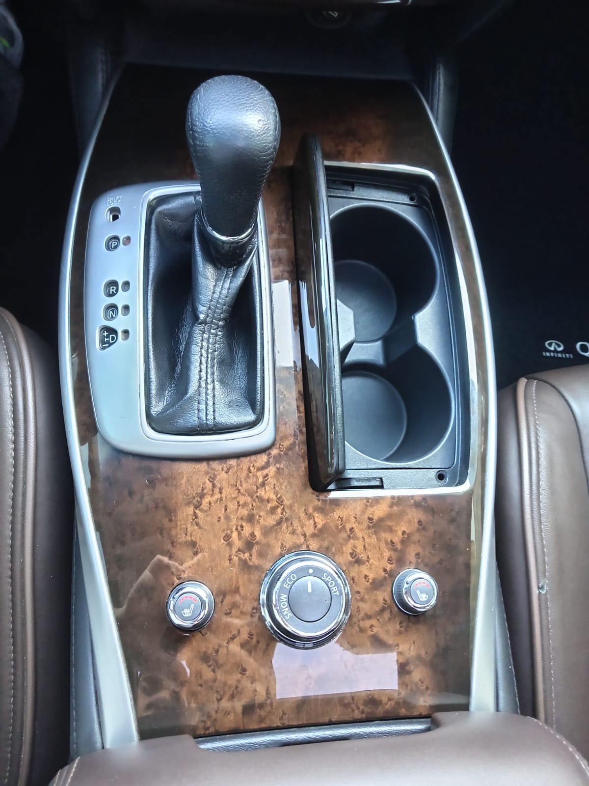 2015 Infiniti QX60 Luxury – Full Options | GCC Specs ✨