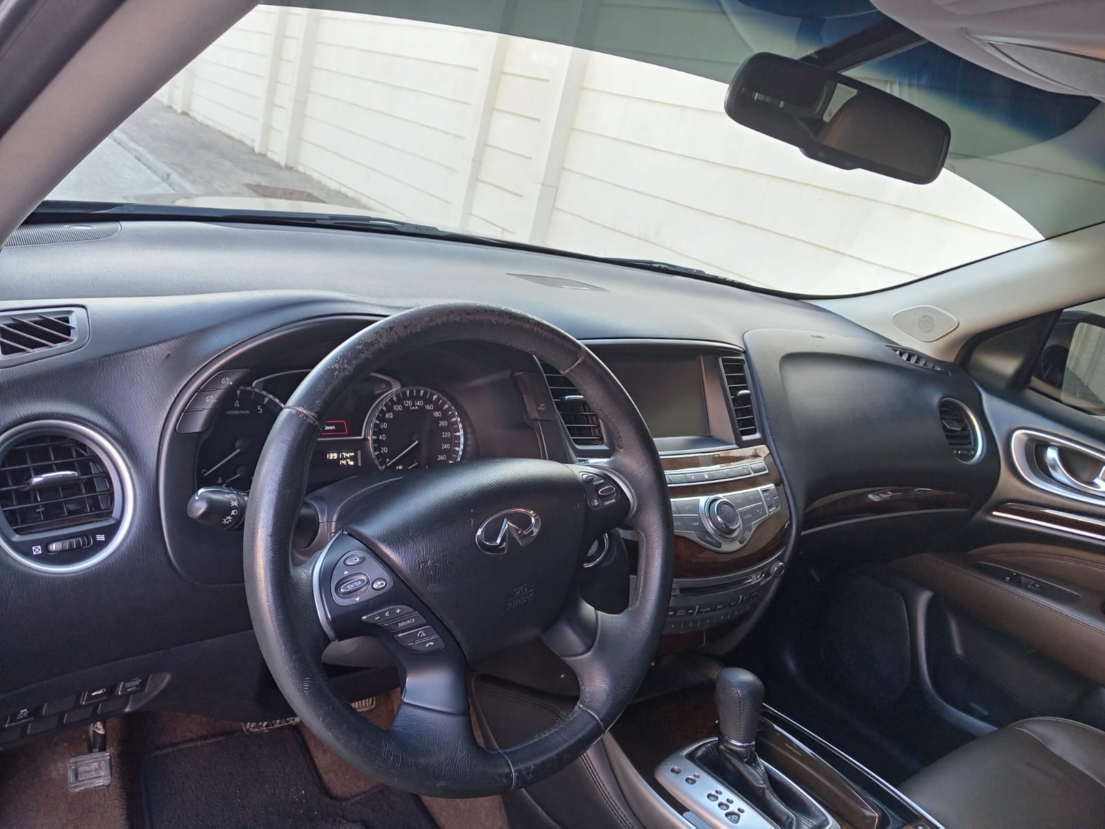 2015 Infiniti QX60 Luxury – Full Options | GCC Specs ✨