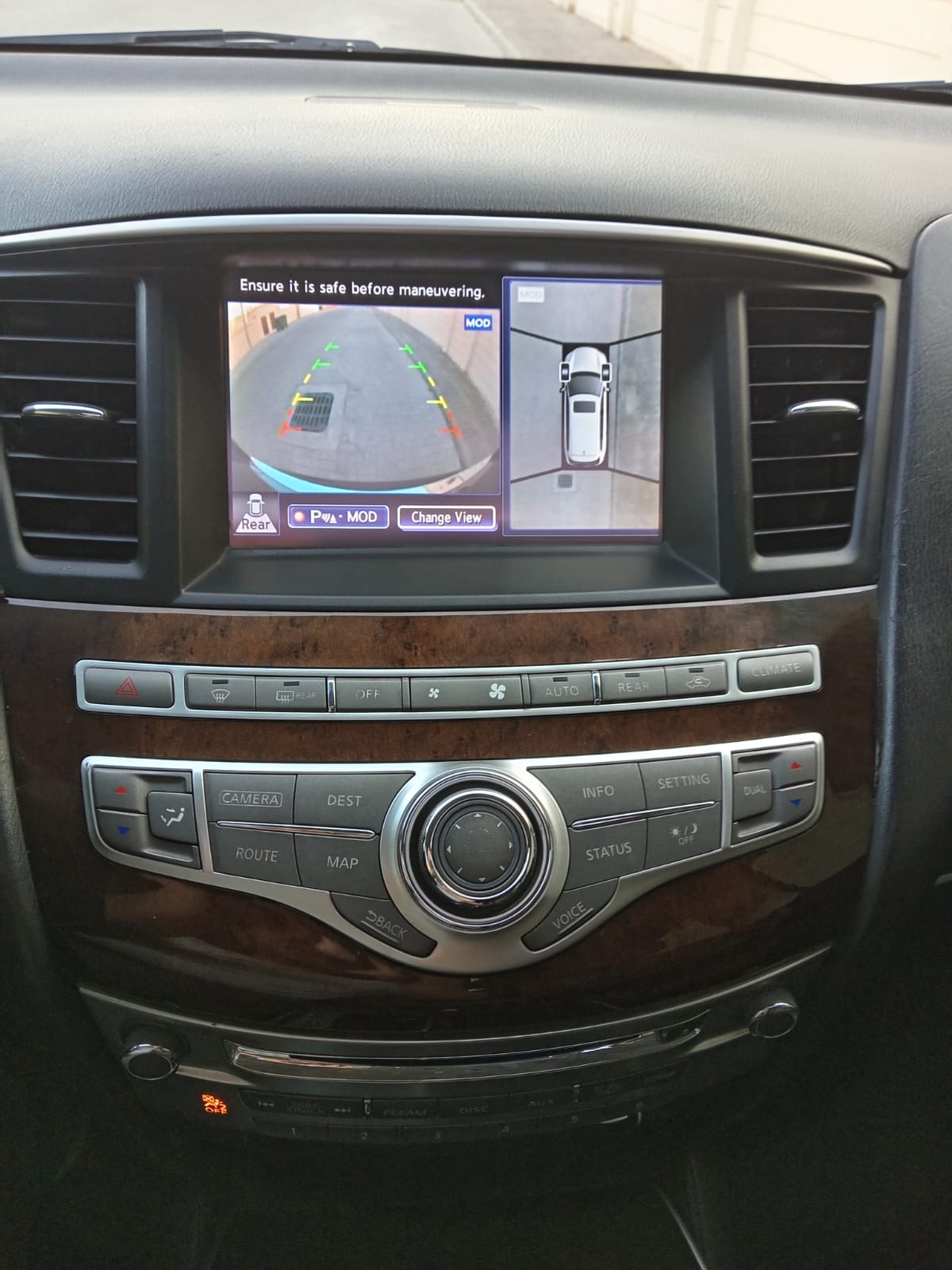 إنفينيتي QX60 موديل 2015 – فئة لَكجري | فل أوبشن | خليجي