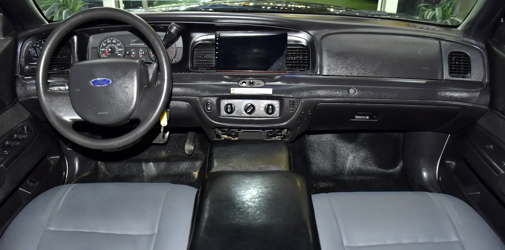 170000 2011 Crown Victoria