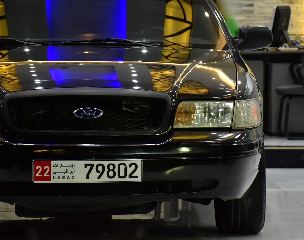 170000 2011 Crown Victoria