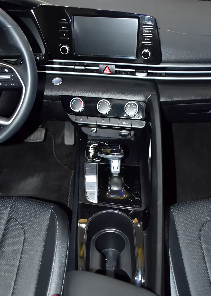 Well maintained “2024 Hyundai Elantra