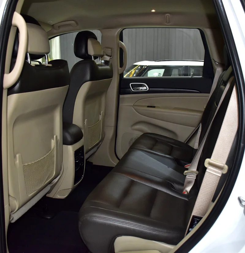 141000 2020 Grand Cherokee