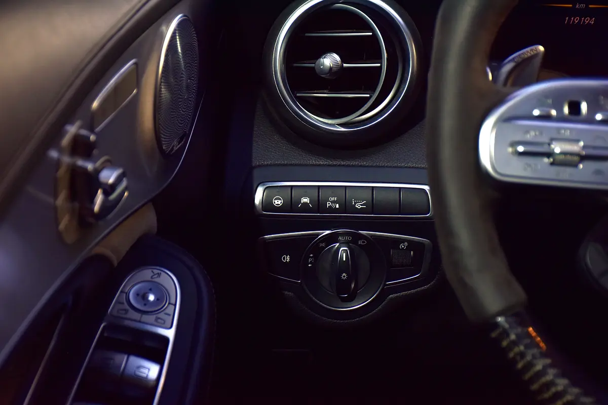 Well maintained “2020 Mercedes-Benz C-Class