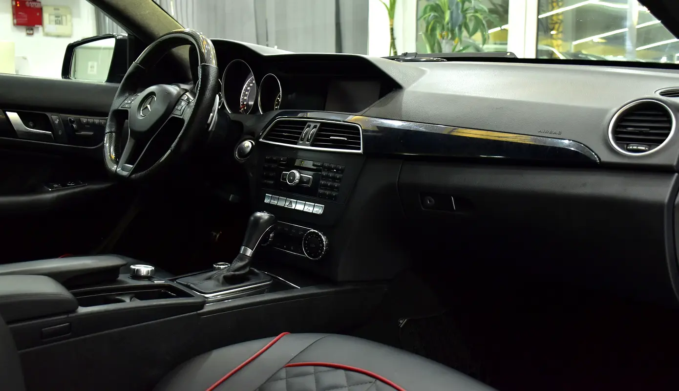 GCC 2013 C-Class Coupe