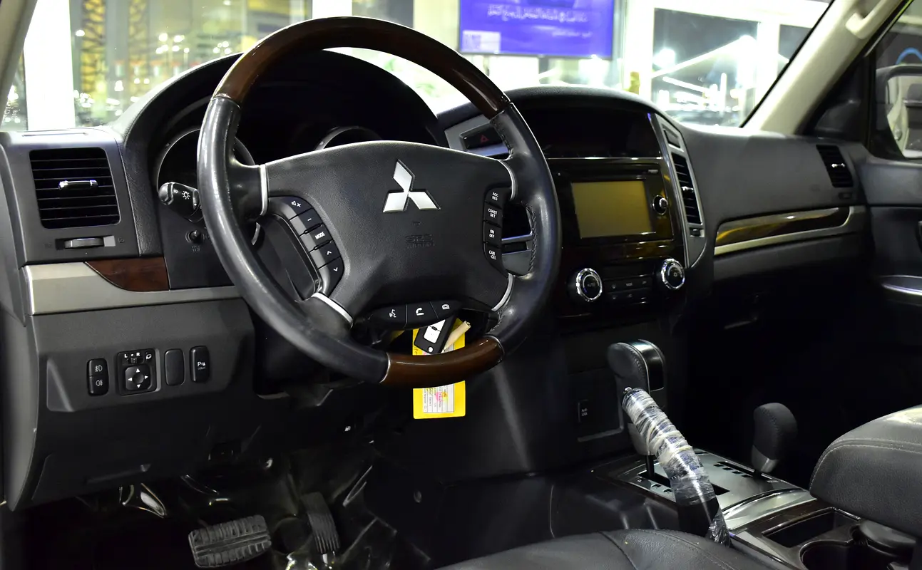 For sale in Al Qusais 1, Al Qusais Residential Area, Al Qusais, Dubai 2018 Pajero