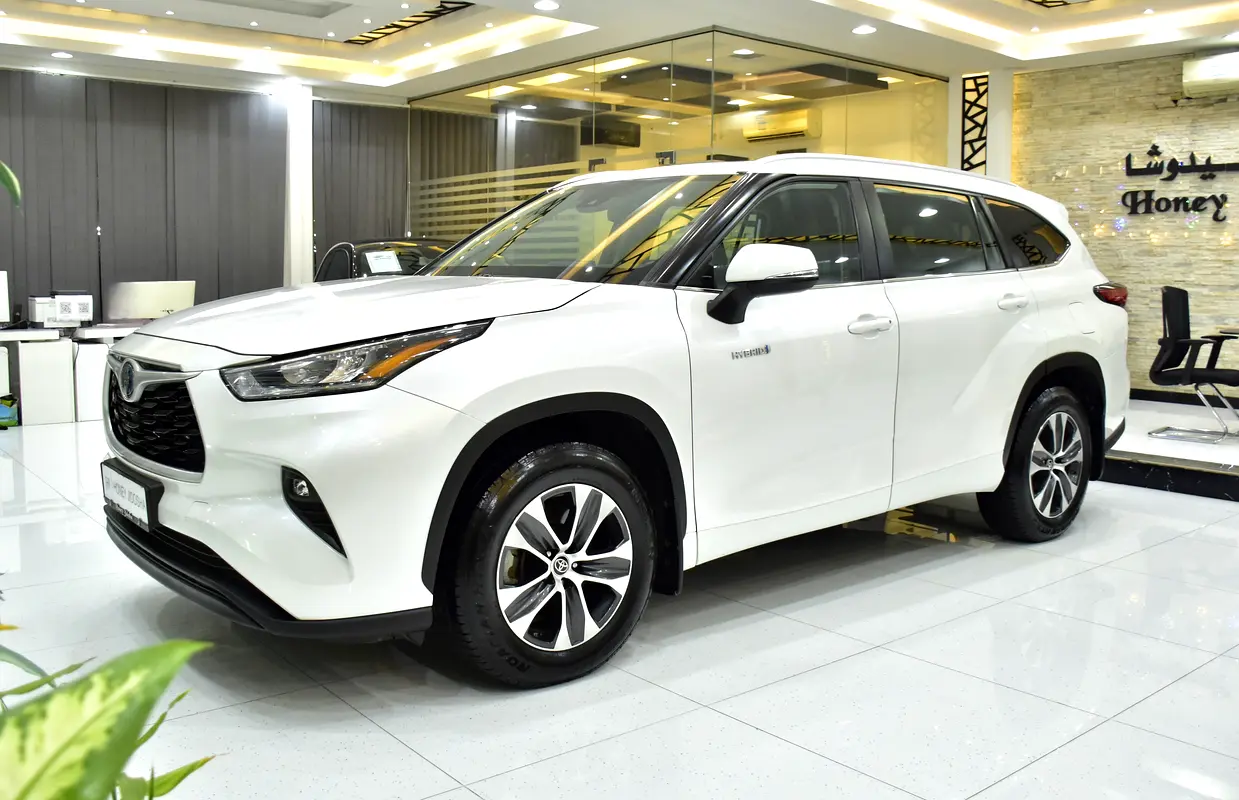 Well maintained “2023 Toyota Highlander