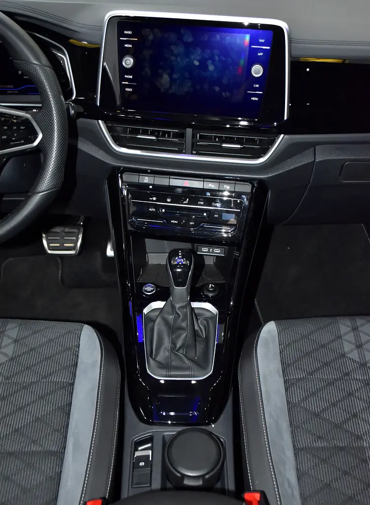 Well maintained “2023 Volkswagen T-Roc