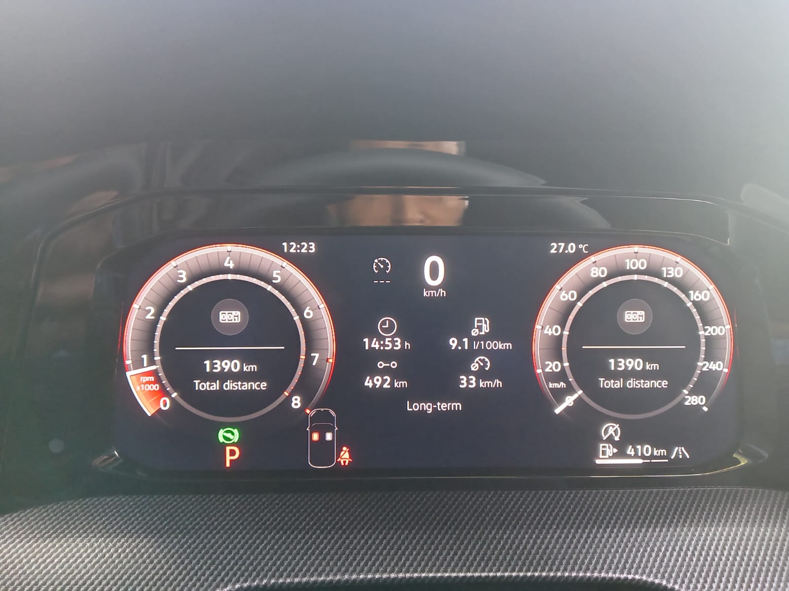 2026 GTI Hatchback | 1,400 KM | GCC Specs | Like New | Warranty