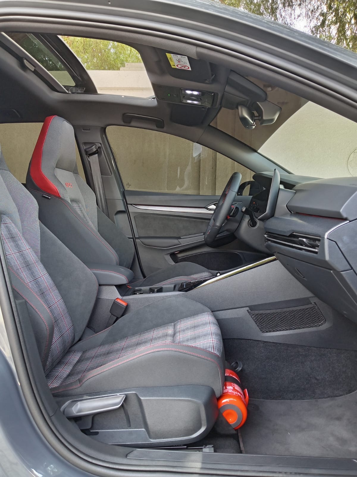 2026 GTI Hatchback | 1,400 KM | GCC Specs | Like New | Warranty