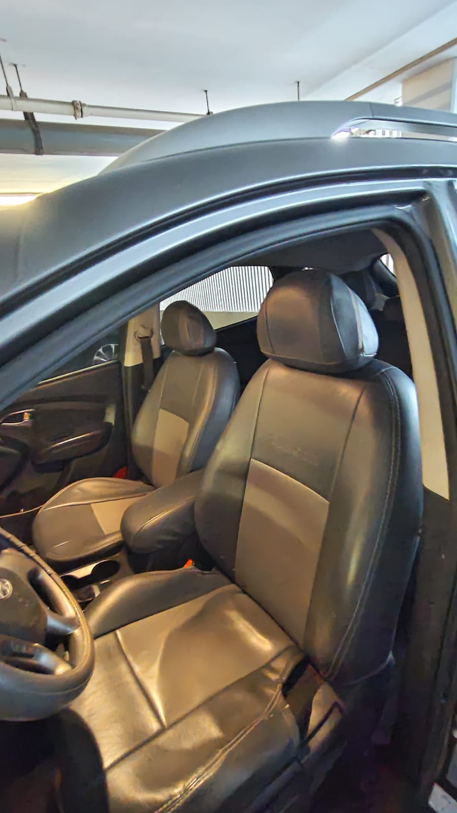 Hyndai Tucson | 2.4 L GLS |2015| 108000km