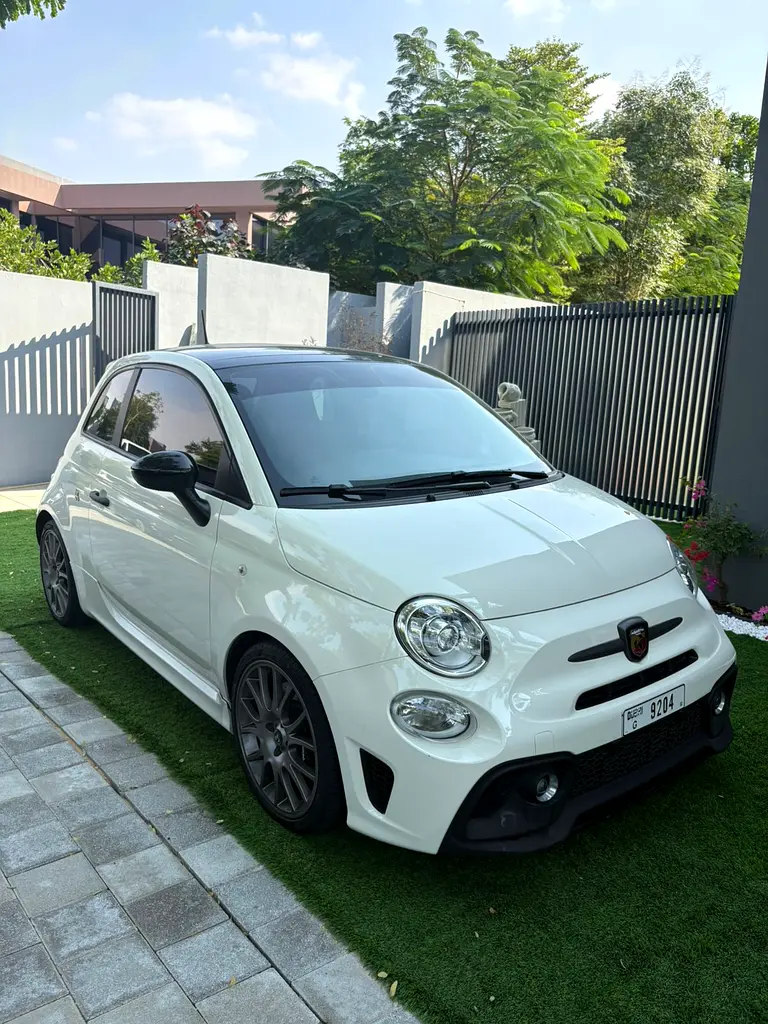 GCC 2023 Abarth 695