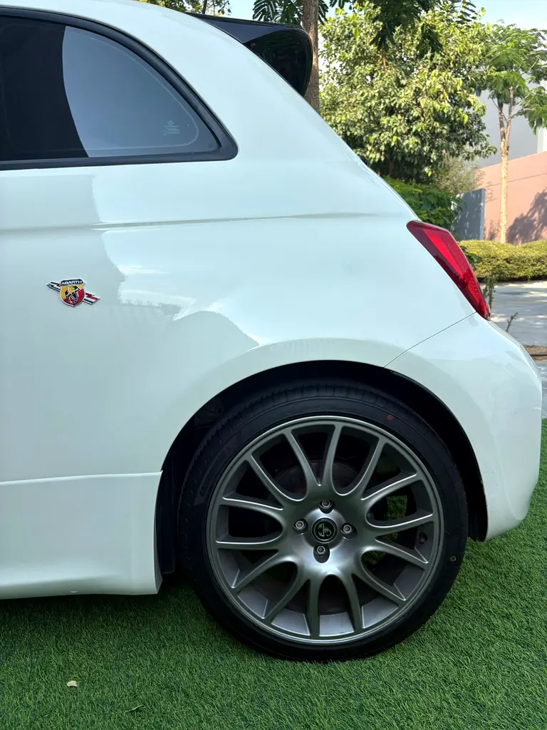 GCC 2023 Abarth 695
