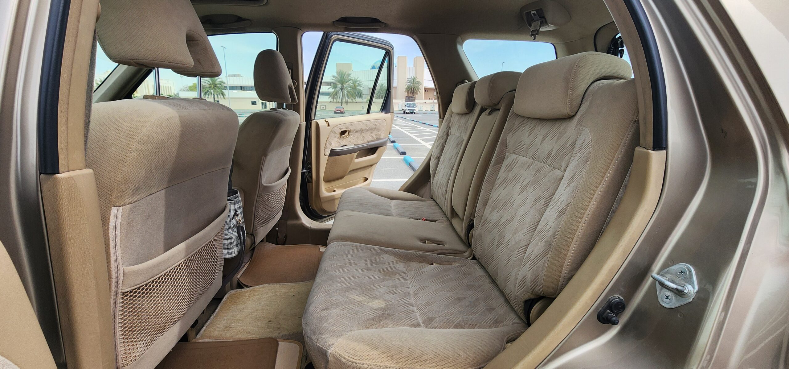 Honda CR-V 2005 | Well Maintained | New Tyres | Reliable Japanese Engine | Price negotiable for serious buyers