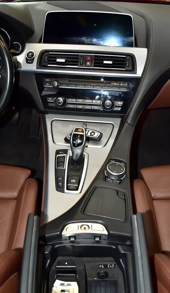 77000 2016 6-Series