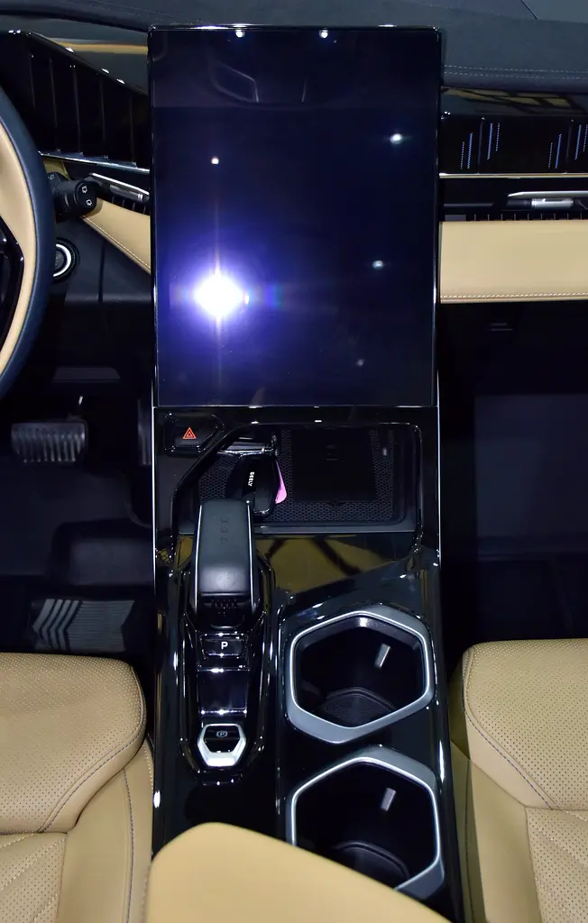 GCC 2025 Geely Starray