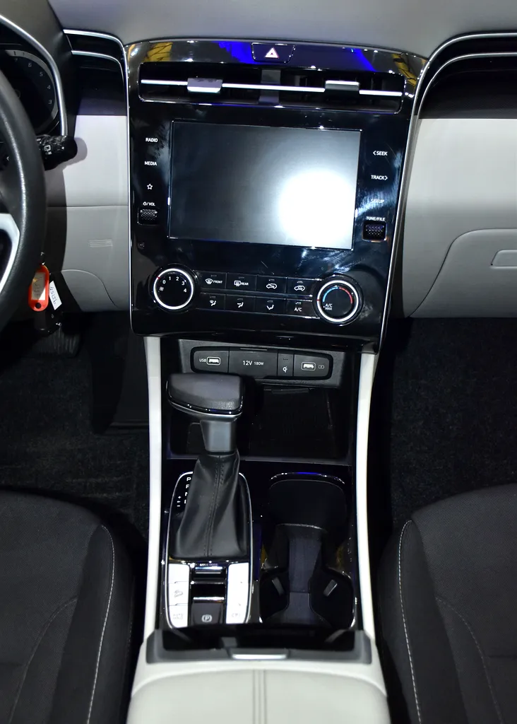 2023 Tucson 76000