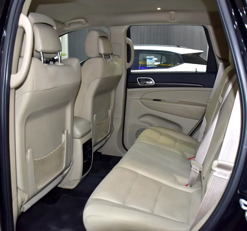 GCC 2018 Jeep Grand Cherokee