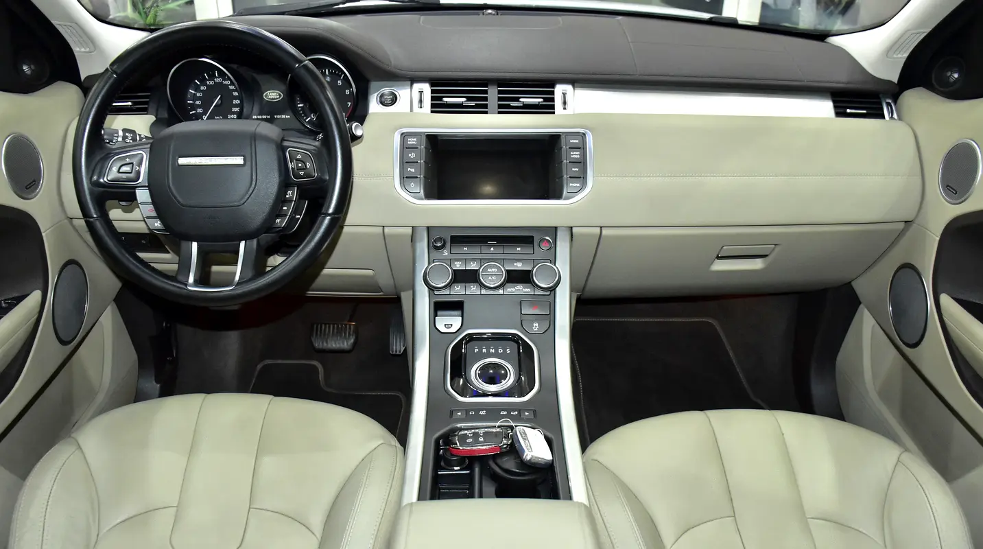 For sale in Al Qusais 1, Al Qusais Residential Area, Al Qusais, Dubai 2015 Range Rover Evoque