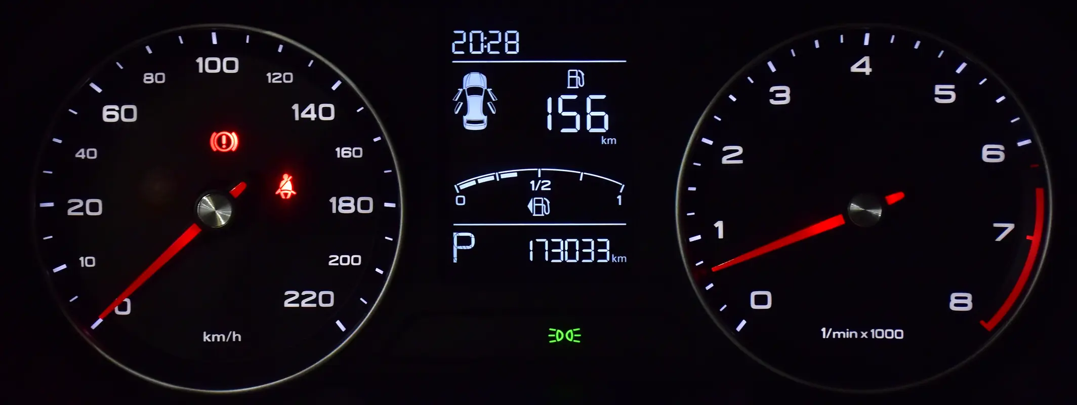 2023 MG5 173000
