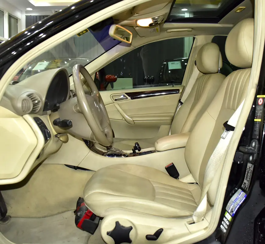 222000 2007 C-Class