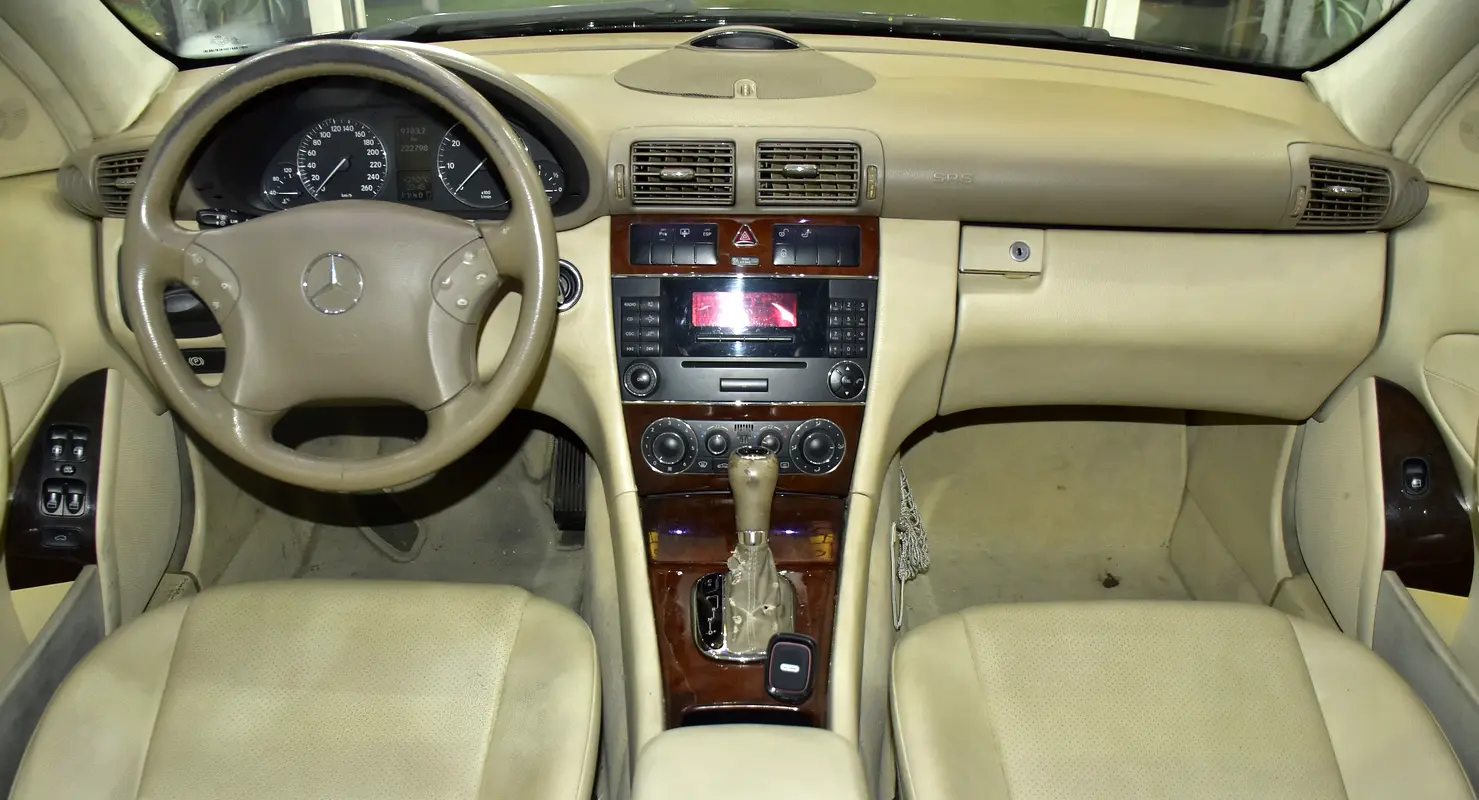 222000 2007 C-Class