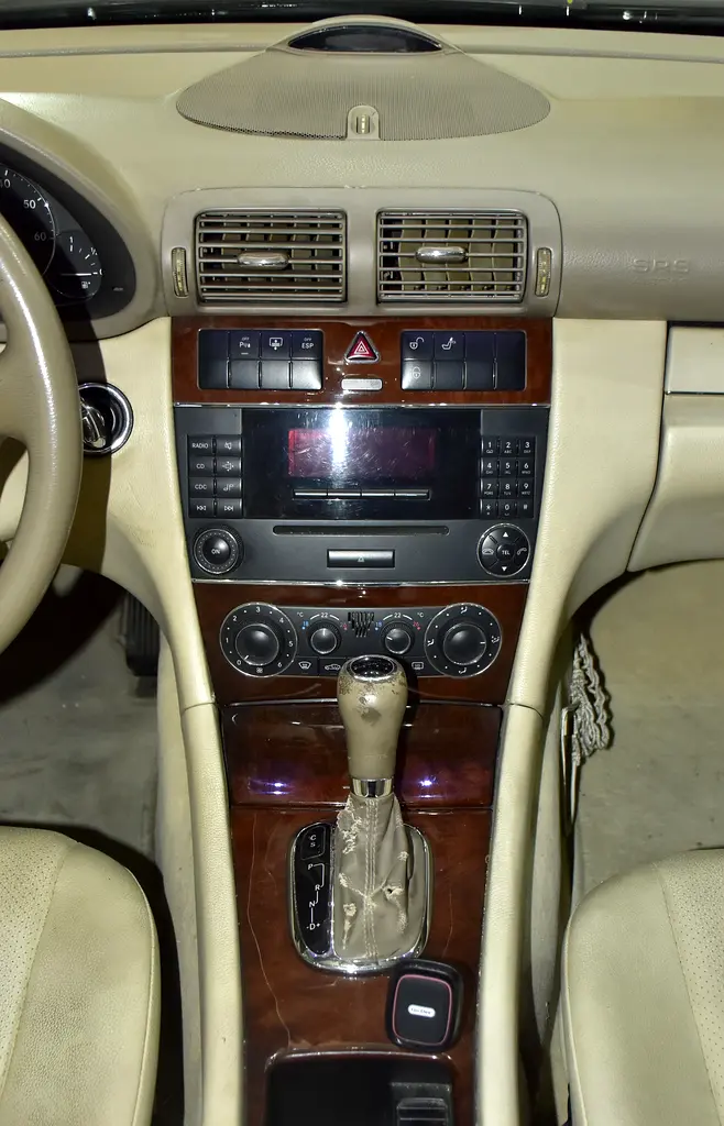 222000 2007 C-Class