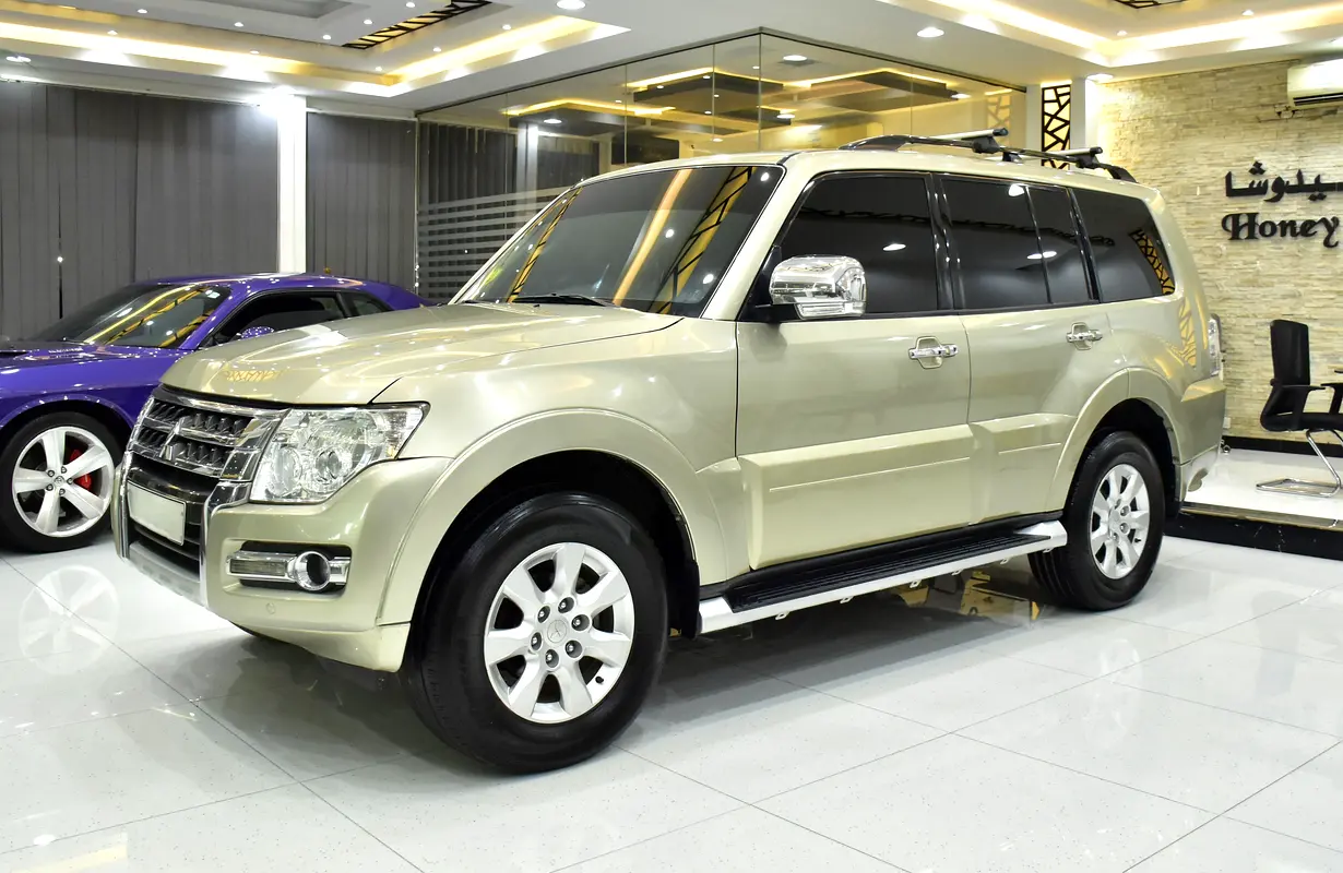 2017 Mitsubishi Pajero GCC