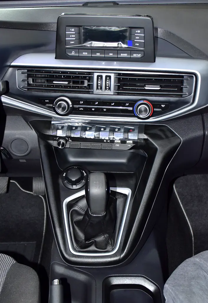 Well maintained “2023 Peugeot Landtrek
