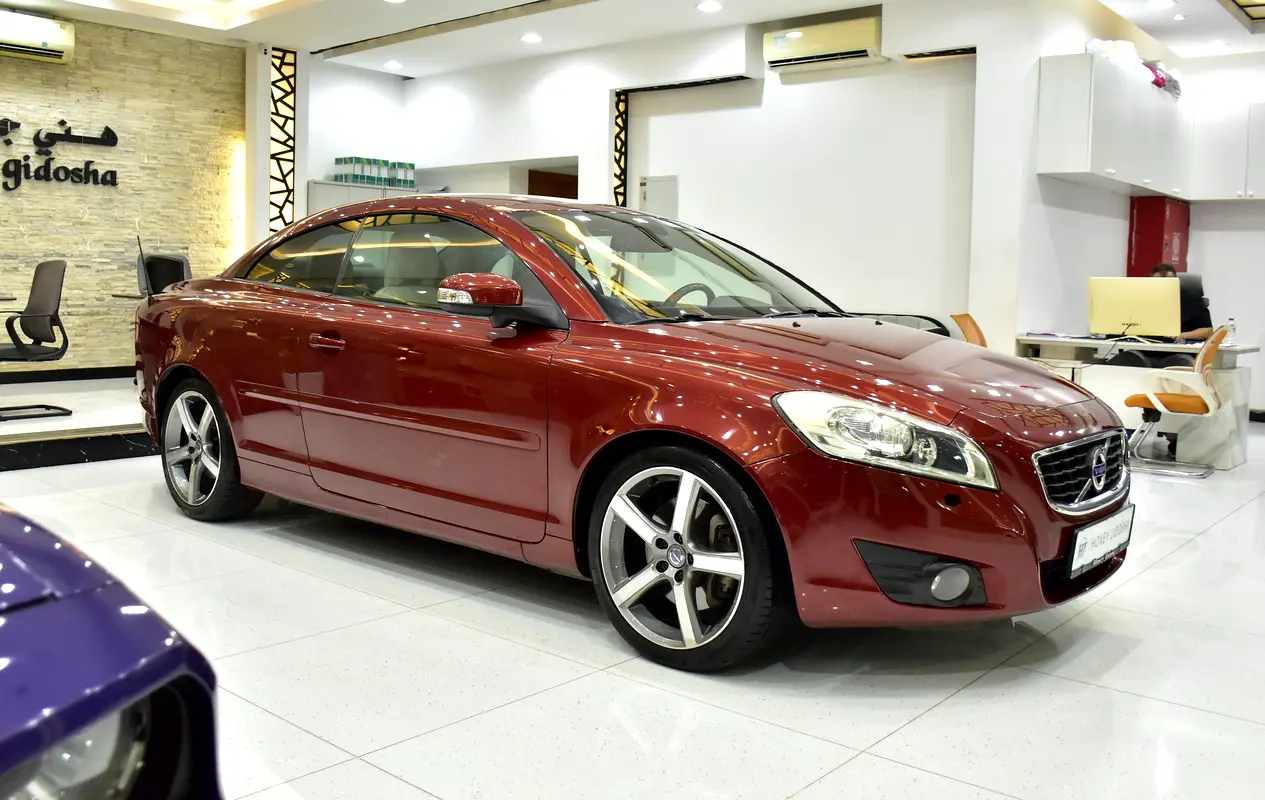 For sale in Al Qusais 1, Al Qusais Residential Area, Al Qusais, Dubai 2011 C-Class