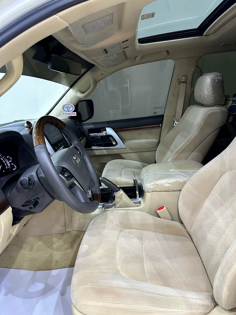 186000 2017 Land Cruiser