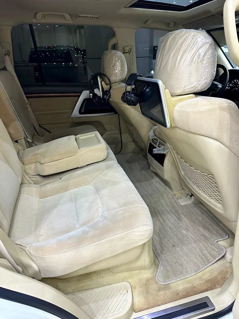 186000 2017 Land Cruiser