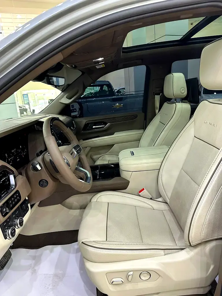 2025 GMC Yukon GCC