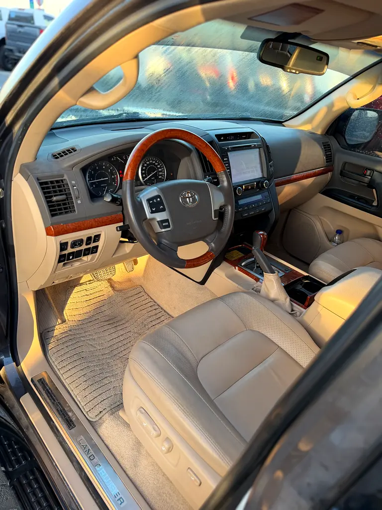 2014 Toyota Land Cruiser GCC