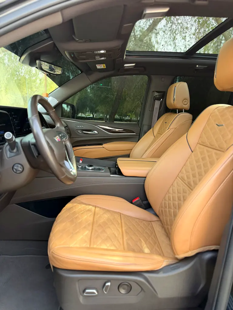 2022 Cadillac Escalade GCC