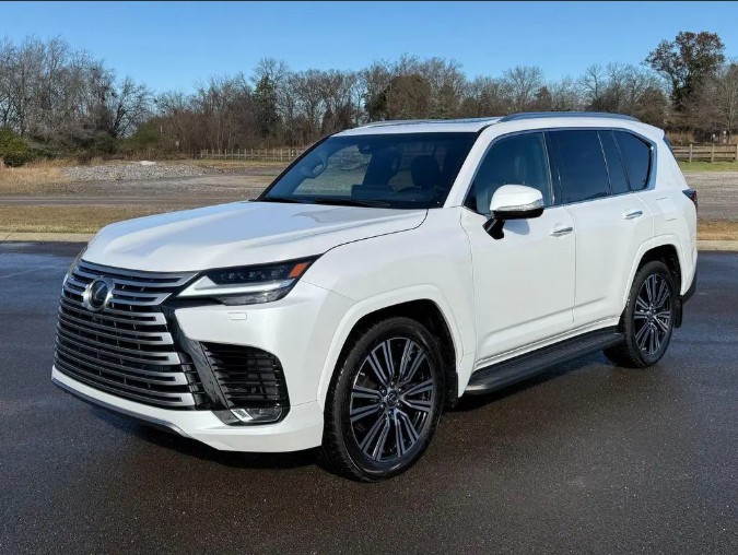 For Sale : Lexus LX600 Signature 2023 GCC