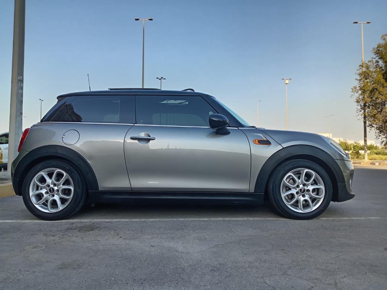 2018 MINI Cooper GCC Specs | Panoramic Roof | Well Maintained