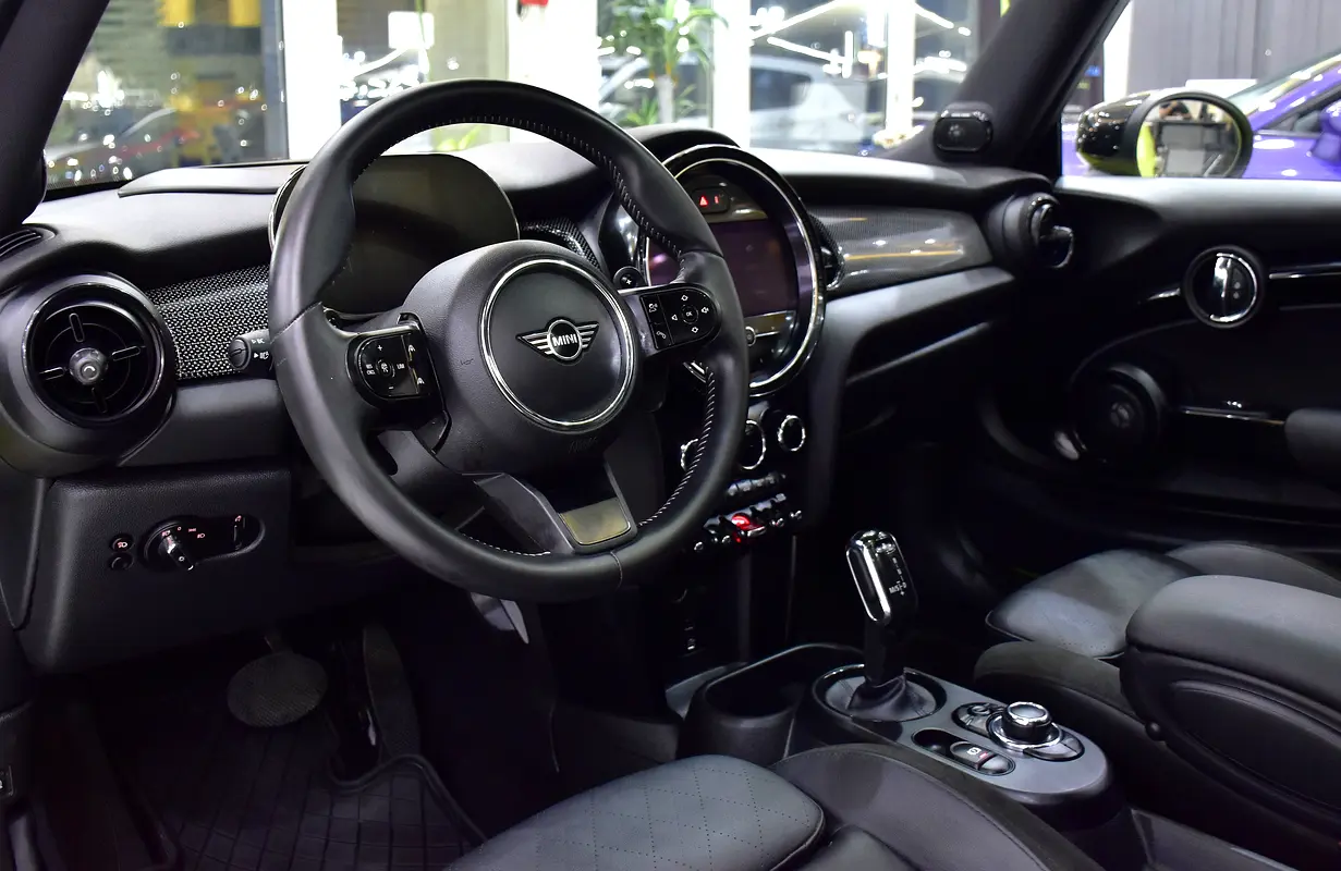 2023 MINI Cooper American (U.S) Specs