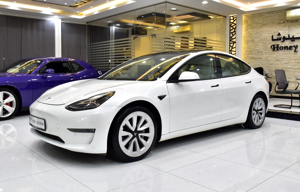 2021 Model 3 84000