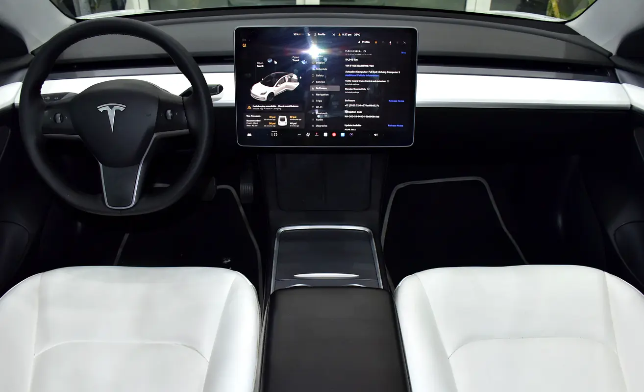 2021 Model 3 84000
