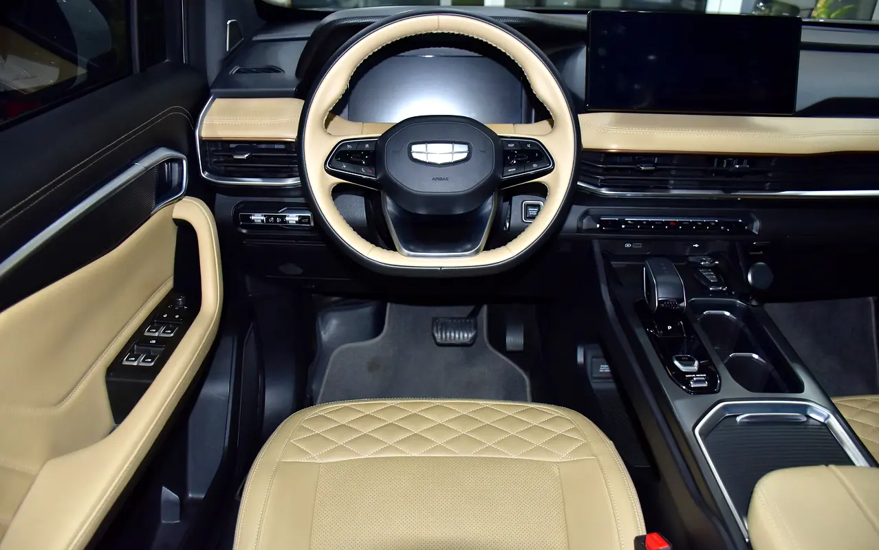 Well maintained 2025 Geely Okvango