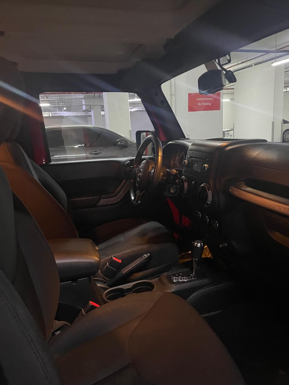 Jeep JK Wrangler 2017 sports, Accident Free, Stock Lifted Wheels. GCC Specification. 100000 Km, Single Owner, Never Offroad driven.